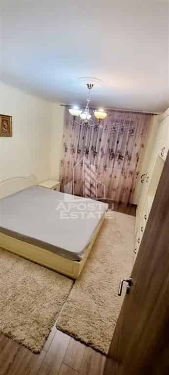 Inchiriere Apartament 3 Camere Decomandat 85mp Etaj 4
