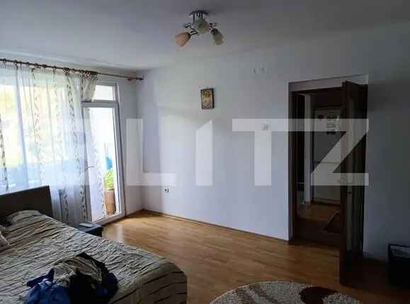 Apartament 2 camere, balcon, boxa si garaj