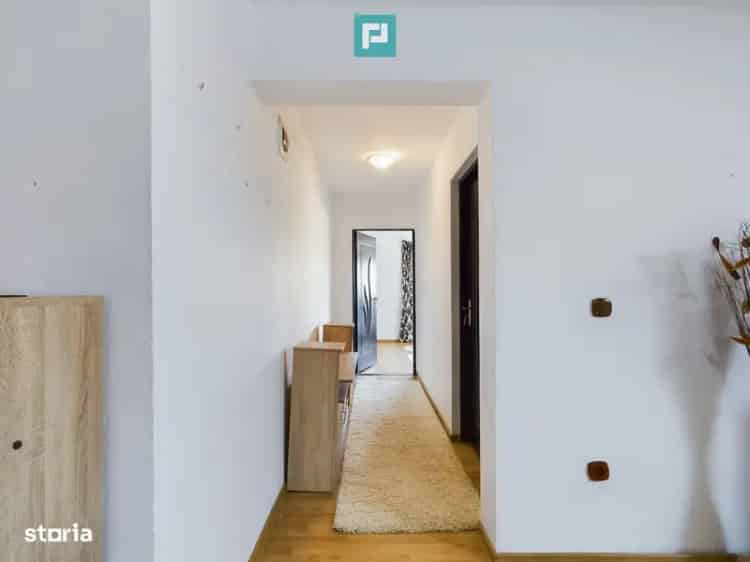 Apartament 3 camere, spațios, mobilat, în Chișoda