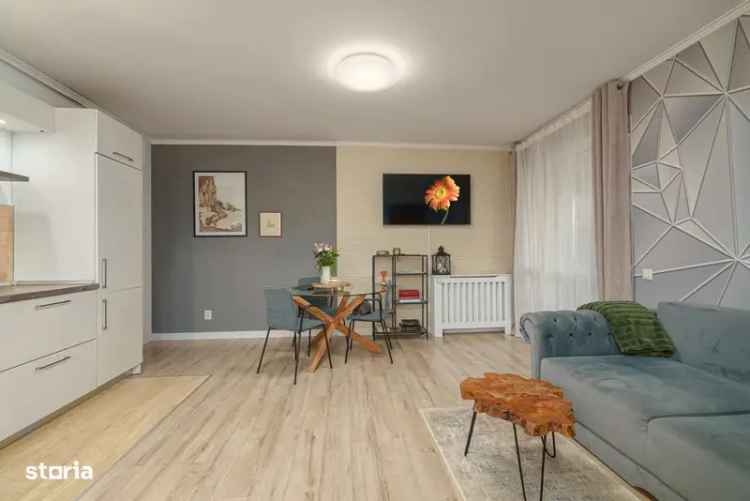 Apartament de vânzare 3 camere luminos în Straulesti