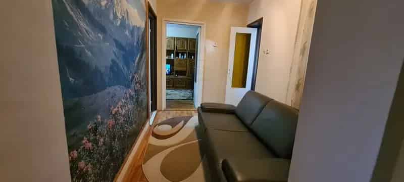 Apartament 3 camere Mircești vânzare