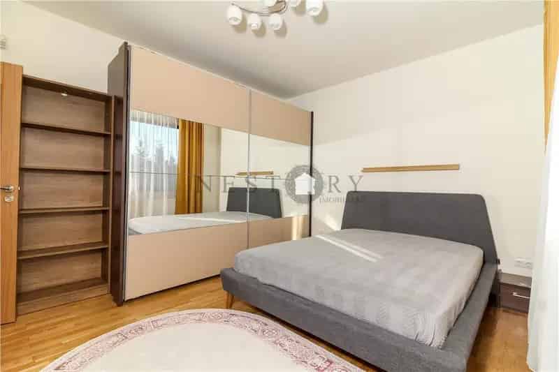 Apartament 2 camere Europa 52mp Gradina 110mp Parcare
