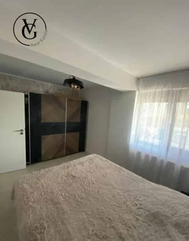 Apartament 3 camere Mamaia Nord - Open Space 52 mp