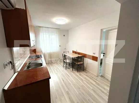 Apartament 2 camere, zona Sfanta Vineri