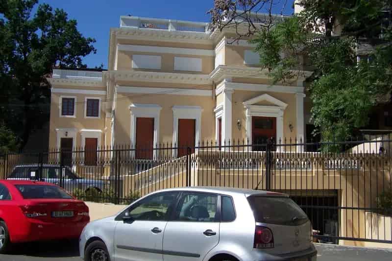 Casa individuala 1904 renovare Dacia investitie