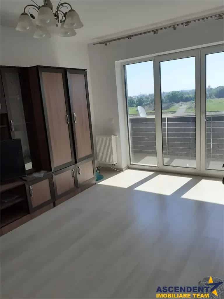 Apartament 2 camere decomandat 57mp Brasov