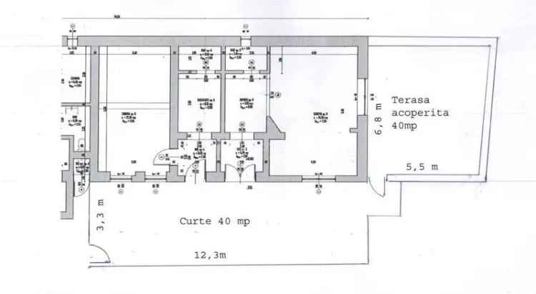 Apartament de vanzare cu curte comuna in zona centrala cu 80 mp utili