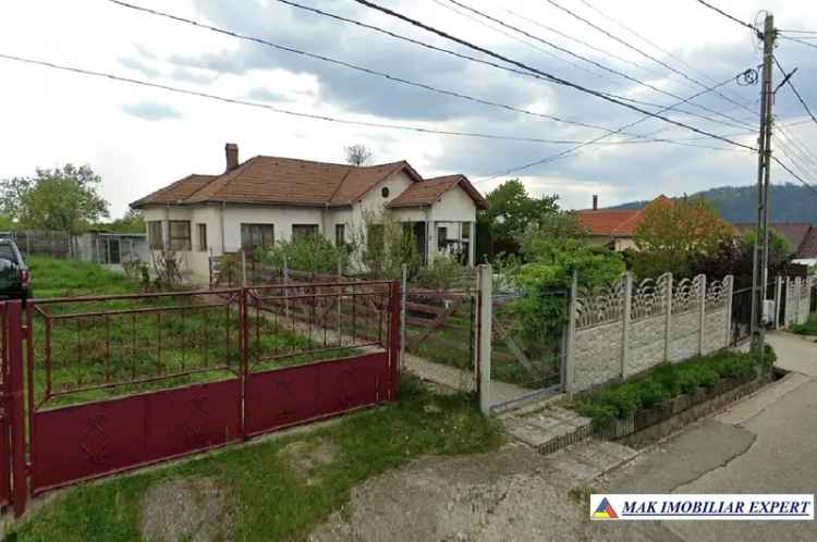 Vânzare vilă 4 camere cu teren 2500 mp în Valea Mare Pravat Argeș