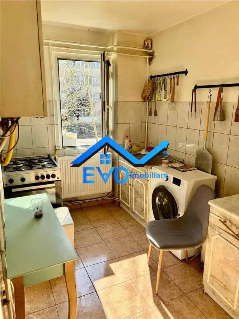 Apartament 2 camere Podu Ros Iasi - 55mp - Mobilat