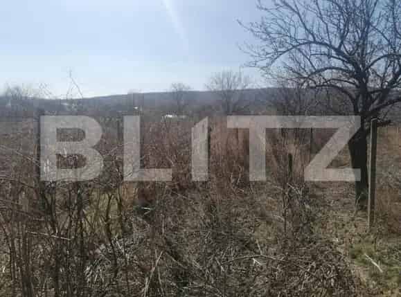 Teren 3000 mp Osoi 15 km Iasi - Utilitati - DN28