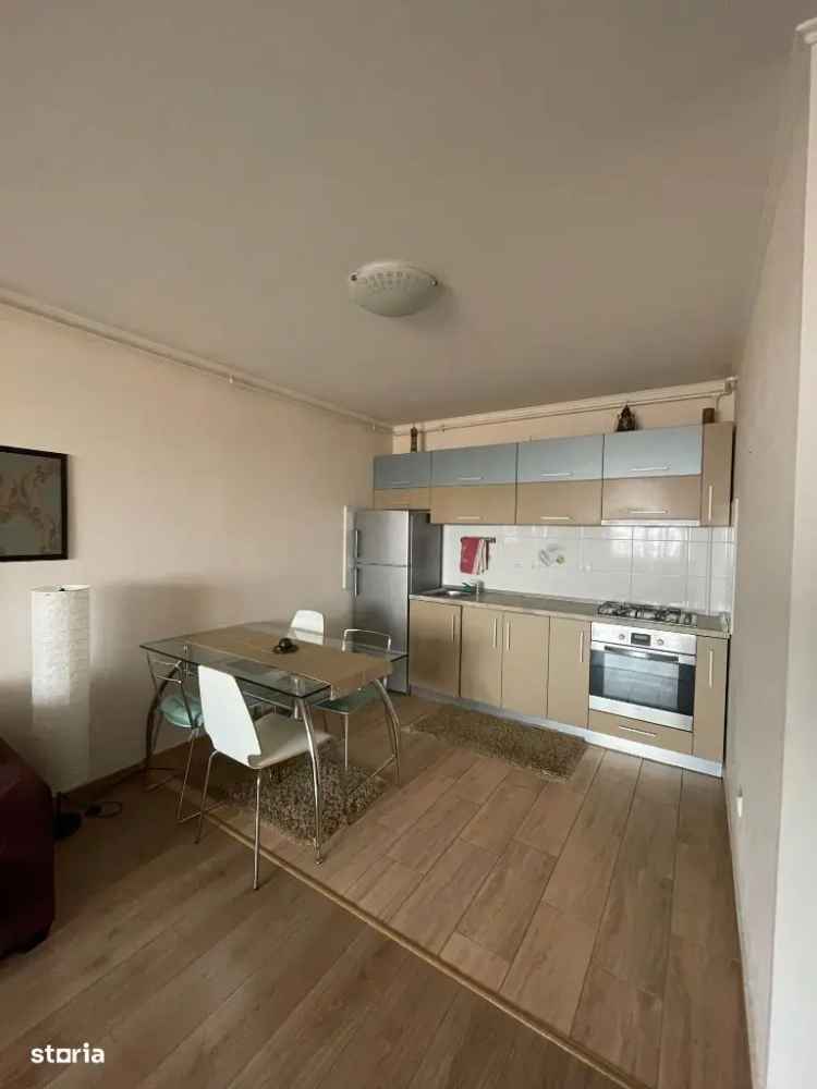 Vanzare apartamente 3 camere CETATE cu living si balcon