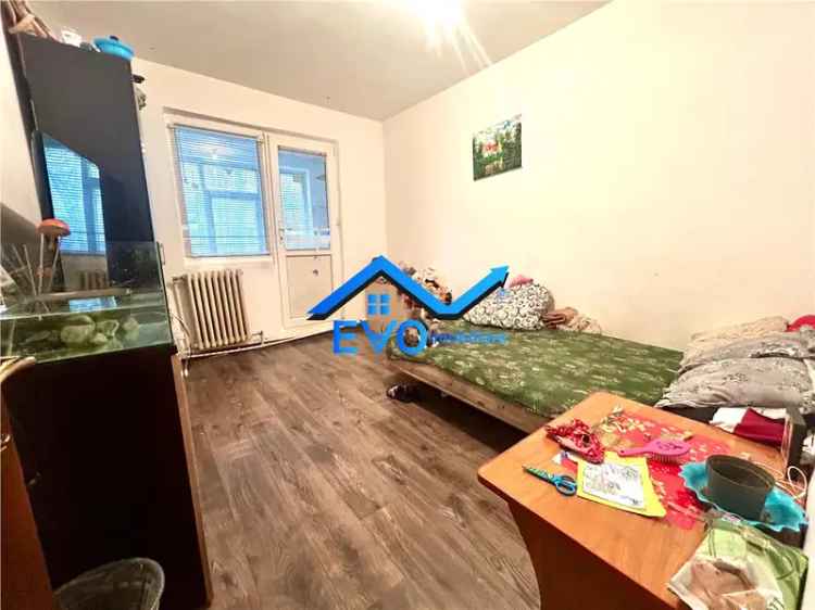 Apartament cu 2 camere de vanzare, decomandat, parter, Zimbru