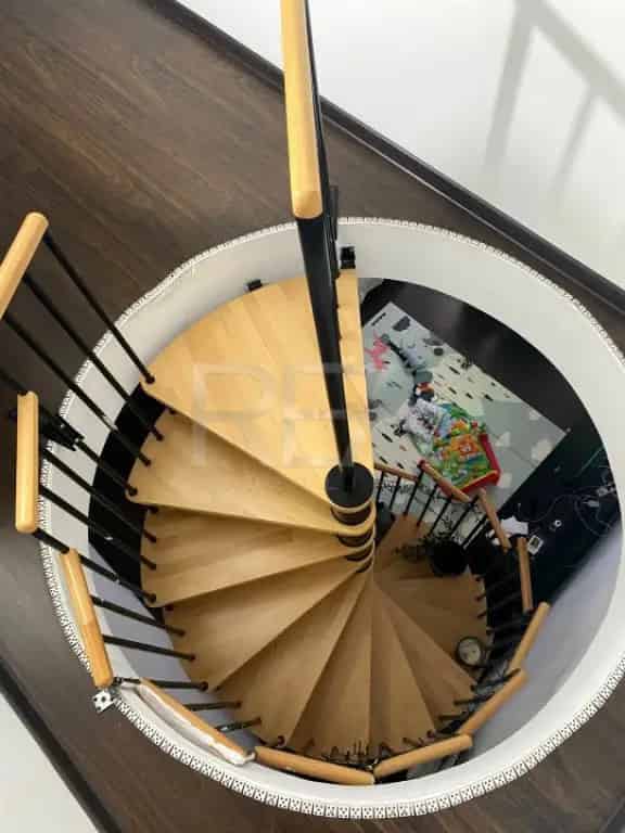 Apartament 2 Camere Mansarda Bucuresti Loc Parcare