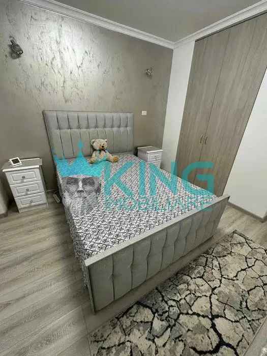 Inchiriere apartament 3 camere Stefan cel Mare cu balcon si parcari