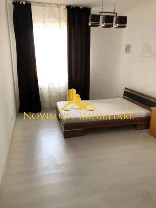 NOVISIMOIMOBILIARE: APARTAMENT CU 2 CAMERE , LOC PARCARE