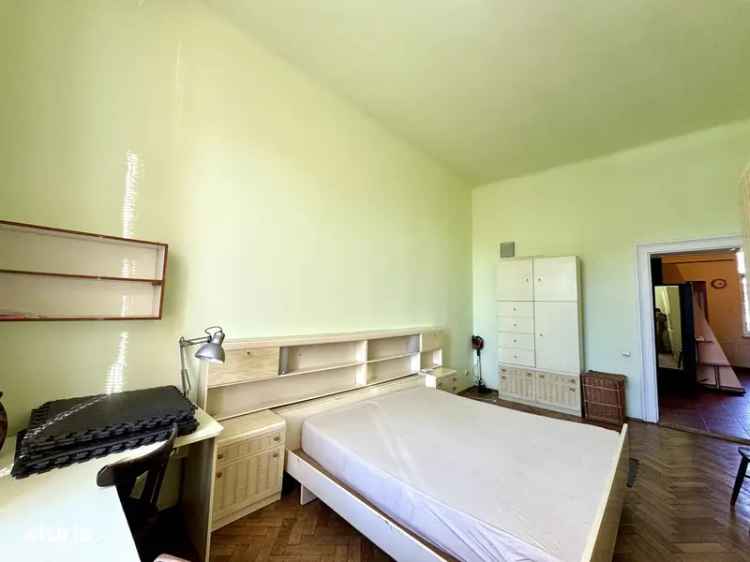 Apartament de vânzare în Sibiu cu 3 camere și pivniță la Bl. Victoriei