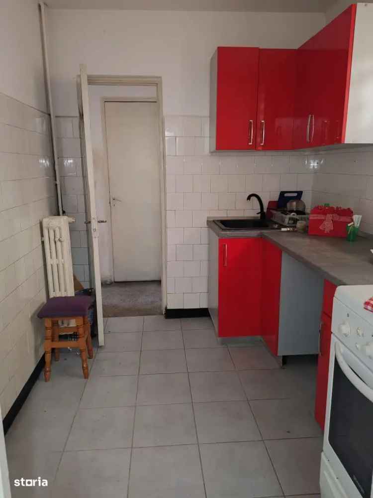 Vanzare apartamente 2 camere Razboieni confort 1 etaj 1