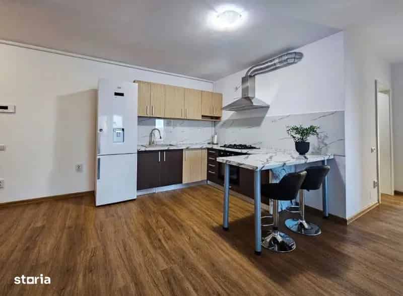 Apartament 3 camere semidecomandat 63 mp Bucuresti