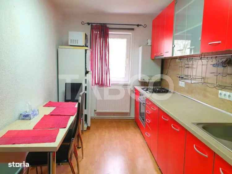 Vanzare apartamente decomandate 3 camere Vasile Aaron cu pivnita