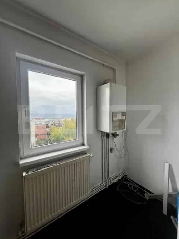 Apartament 3 camere de vanzare Piata Zorilor 65 mp