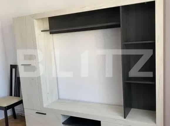 Apartament 2 camere zona Corina 58 mp