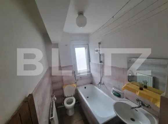 INCHIRIERE APARTAMENT 3 CAMERE, 60 MP, NEMOBILAT, ZONA 9 MAI