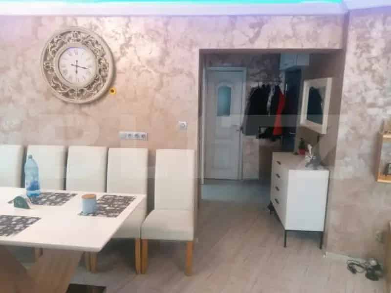 Apartament 3 camere Rogerius - Renovata Modern