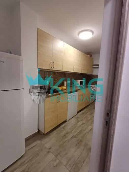 Apartament 3 camere de inchiriat Bucuresti - Etaj 6 - Balcon - Metrou