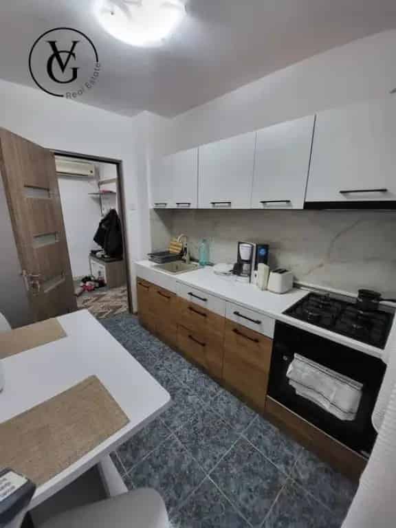 Apartament 2 camere decomandat Tomis Nord