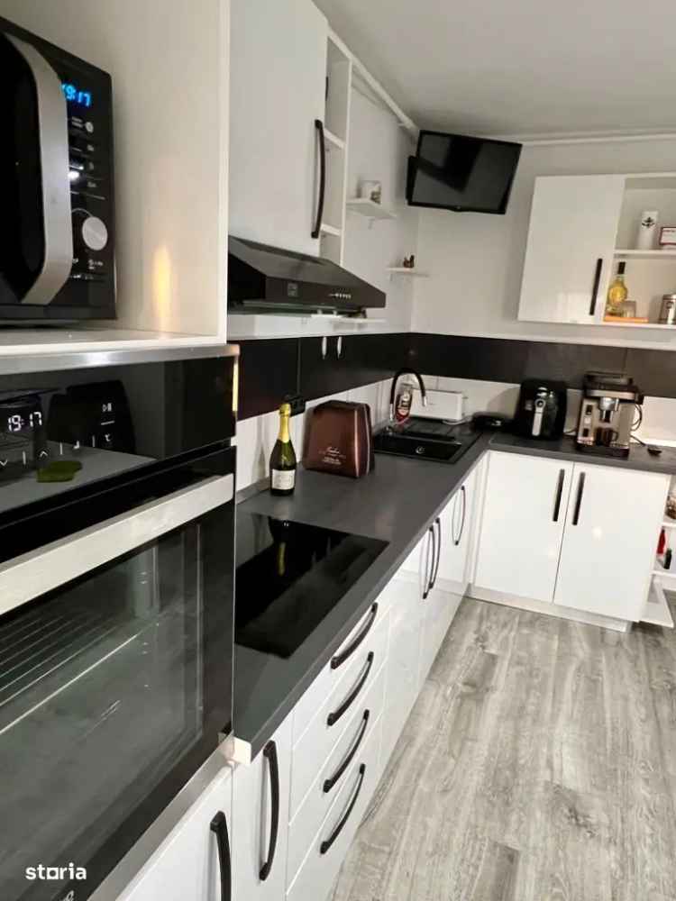 Vânzare apartament de lux cu 3 camere în Micalaca cu dotări moderne