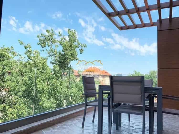 Inchiriere apartament cu 3 camere Dorobanti Capitala cu finisaje de lux