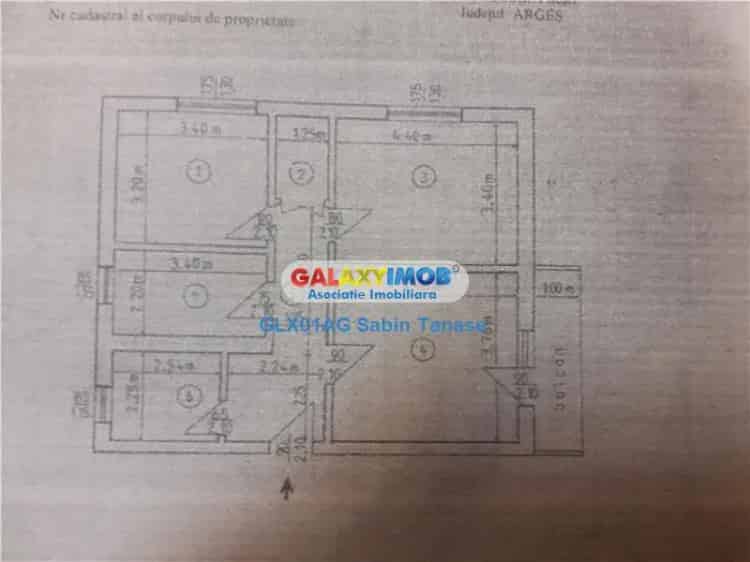 Vanzare apartamente 3 camere ultracentral etaj 1