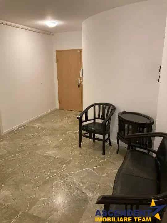 Apartament 160 mp Brasov Parter Inalt Terasa Boxa Parcare Renovata
