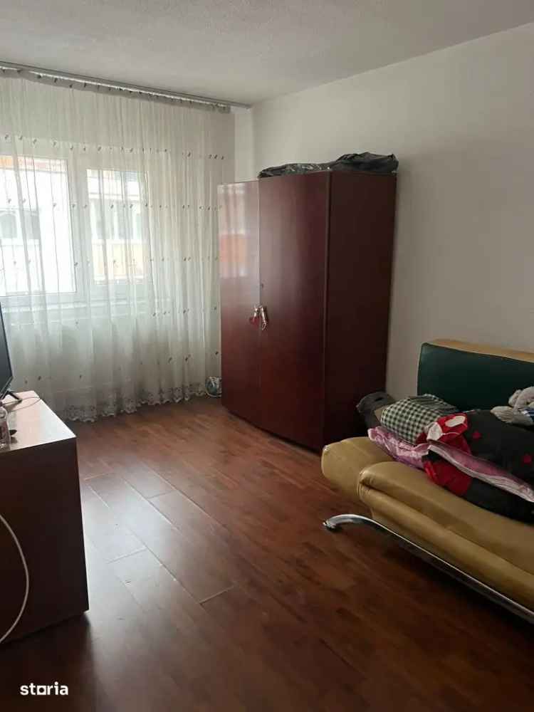 Vânzare apartamente 3 camere Astra cu îmbunătățiri moderne