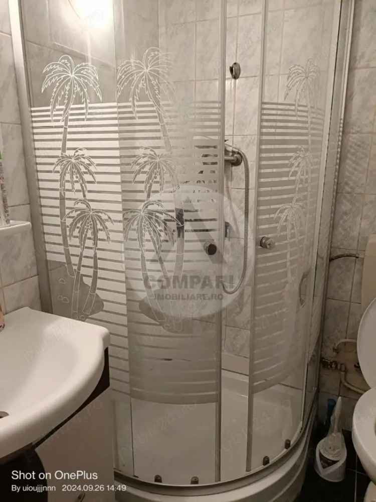 Vand apartamente garsoniera Postei Bucov cu balcon si loc de parcare