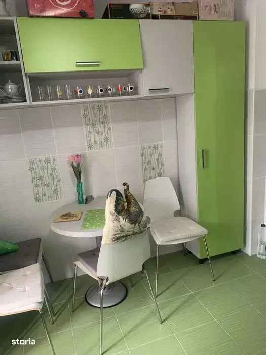 Apartament de vanzare 3 camere in Nicolina cu acces la Parcul Nicolina