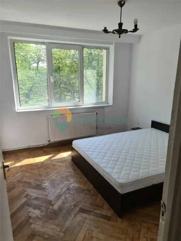 Apartament 2 camere Cornisa Bistritei - Inchiriere