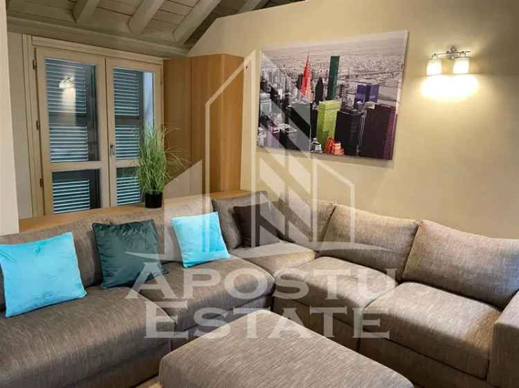 Apartament central tip penthouse,cladire istorica