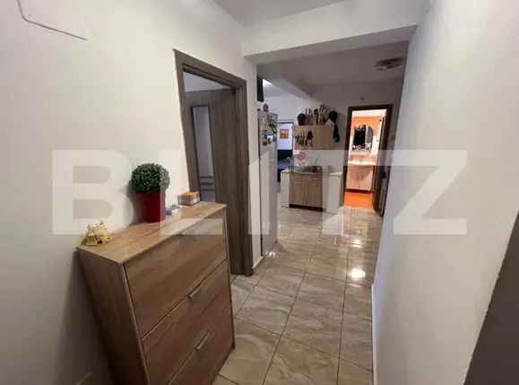 Apartament 3 camere, 60mp, zona Rogerius