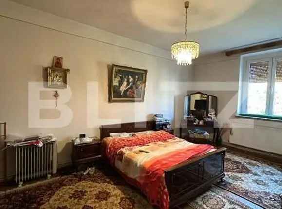 Apartament 4 camere, decomandat, 100 mp, Bd. Castanilor