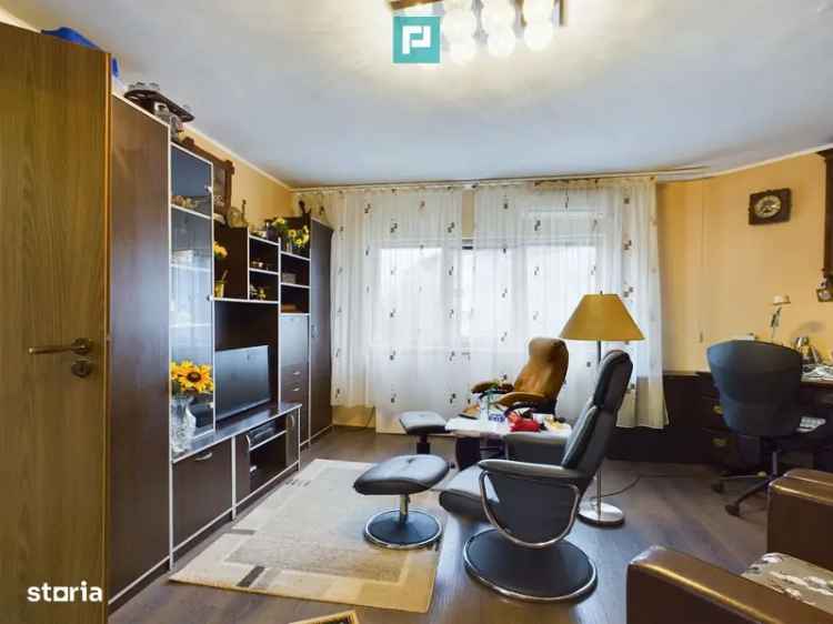 Apartament de vânzare 3 camere zona Lipovei design unic