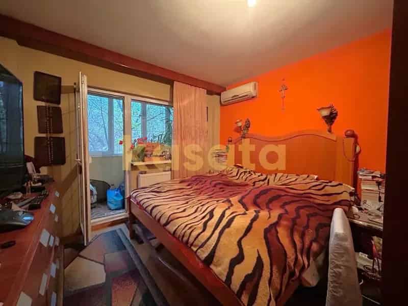 Apartament 4 Camere Zona Turda Liniste Bucuresti