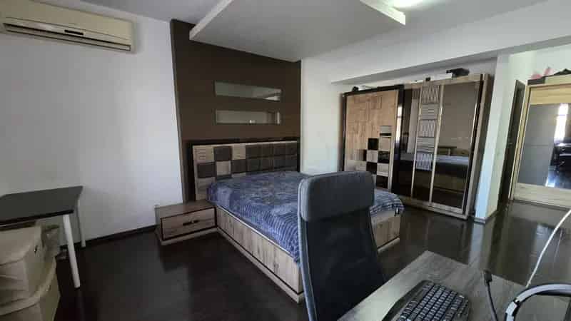 Apartament 4 Camere Spatios Bucuresti