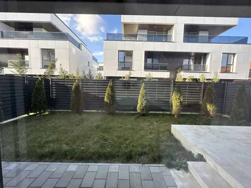 Inchiriere Casa Pipera 280mp 4 Dormitoare Complex Rezidential
