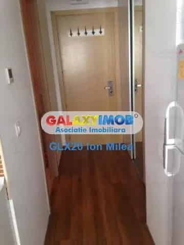 Garsoniera Moderna Rin Hotel Vitan Barzesti Investitie