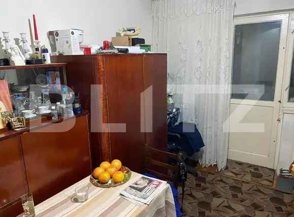 Apartament cu 2 camere, 35 mp, zona Aleea Armatei