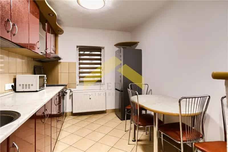 Apartament 2 Camere Calea 6 Vanatori De Inchiriat