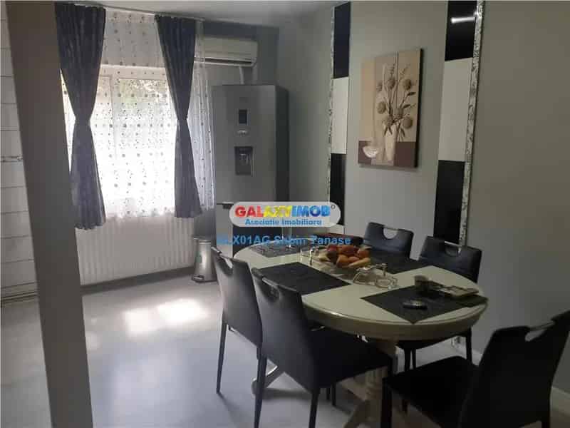 Apartament 4 camere decomandat 92 mp mobilat la cheie