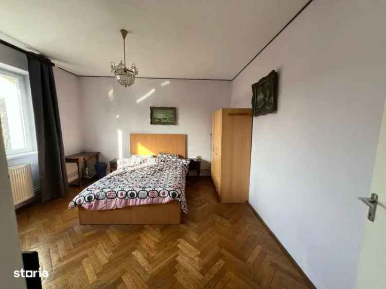 Apartament de vanzare 2 camere in Plopilor complet mobilat