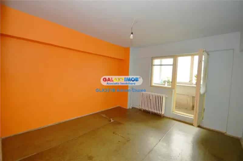 Apartament 2 camere Mihai Bravu renovare